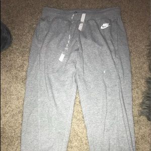 cropped nike gray sweatpants